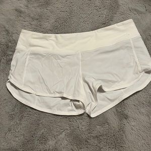 white lululemon speed up shorts size 8